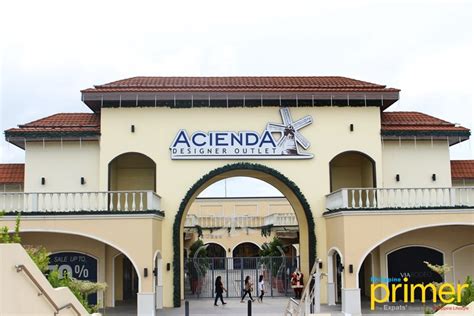 Acienda Designer Outlet in Cavite Offers Discounted.
